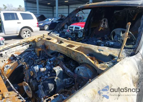 2000 Ford Expedition Xlt z USA, uszkodzony, nr VIN 1FMPU16L3YLB03817